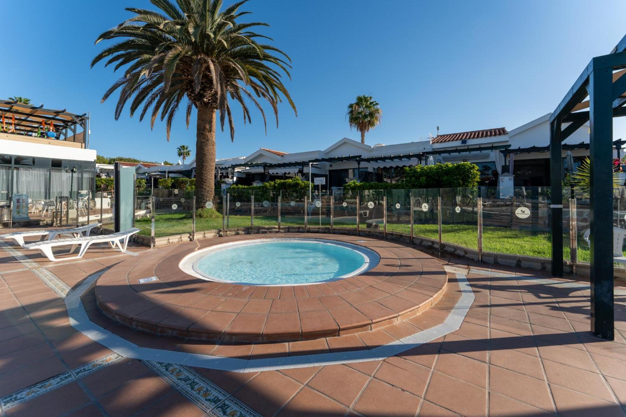 Luxury Poolside Holiday Home Maspalomas  Exterior foto